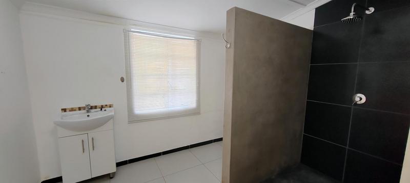 2 Bedroom Property for Sale in Kanoneiland Northern Cape